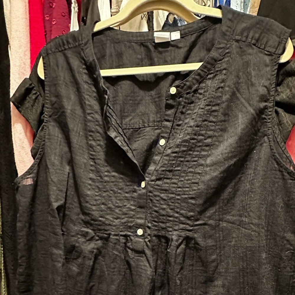 GAP Black Buttoned Relaxed Blouse with Mandarin Collar